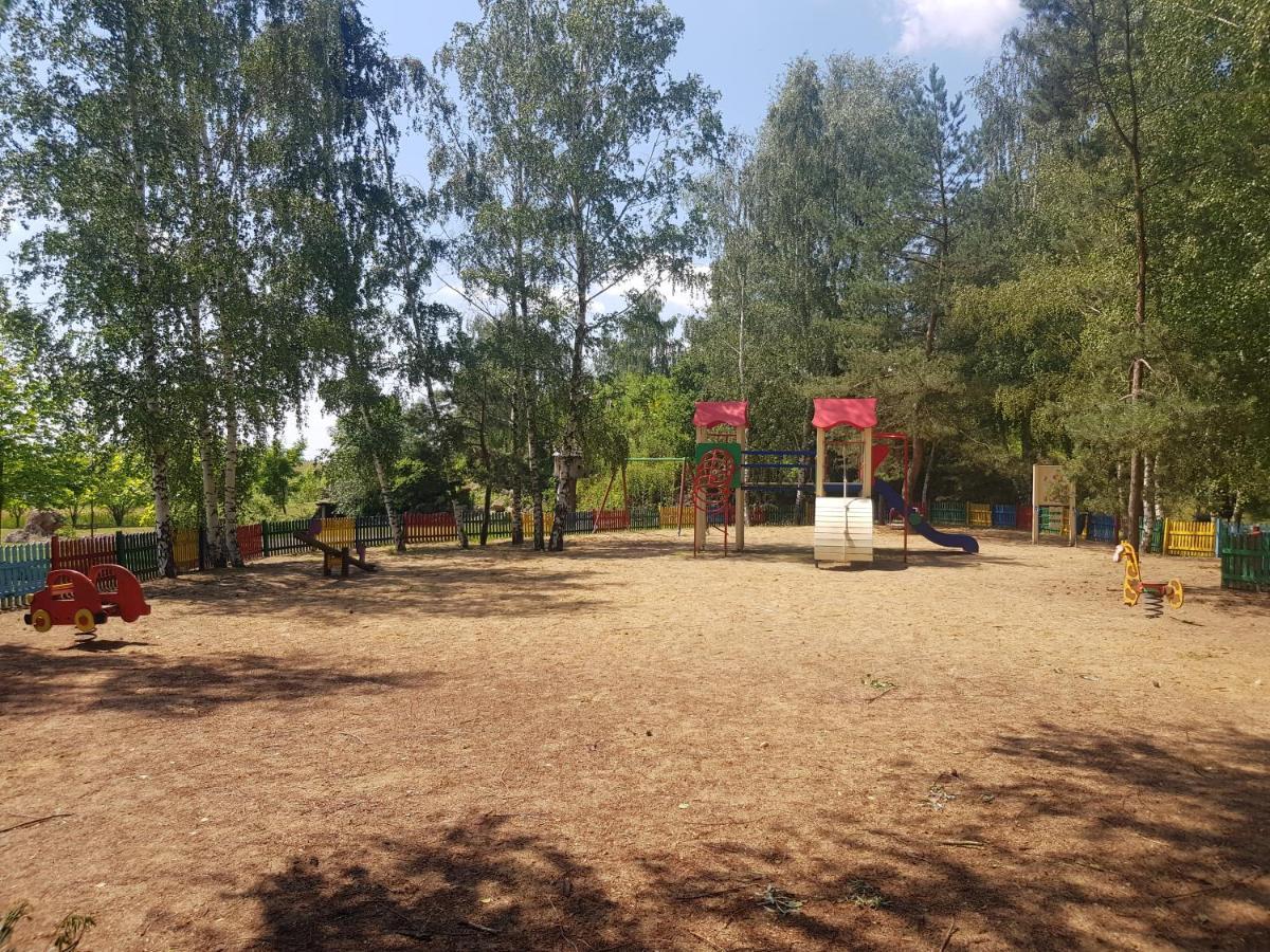 Milocin Park Centrum Wypoczynkowo-Konferencyjne Pierwoszow Экстерьер фото