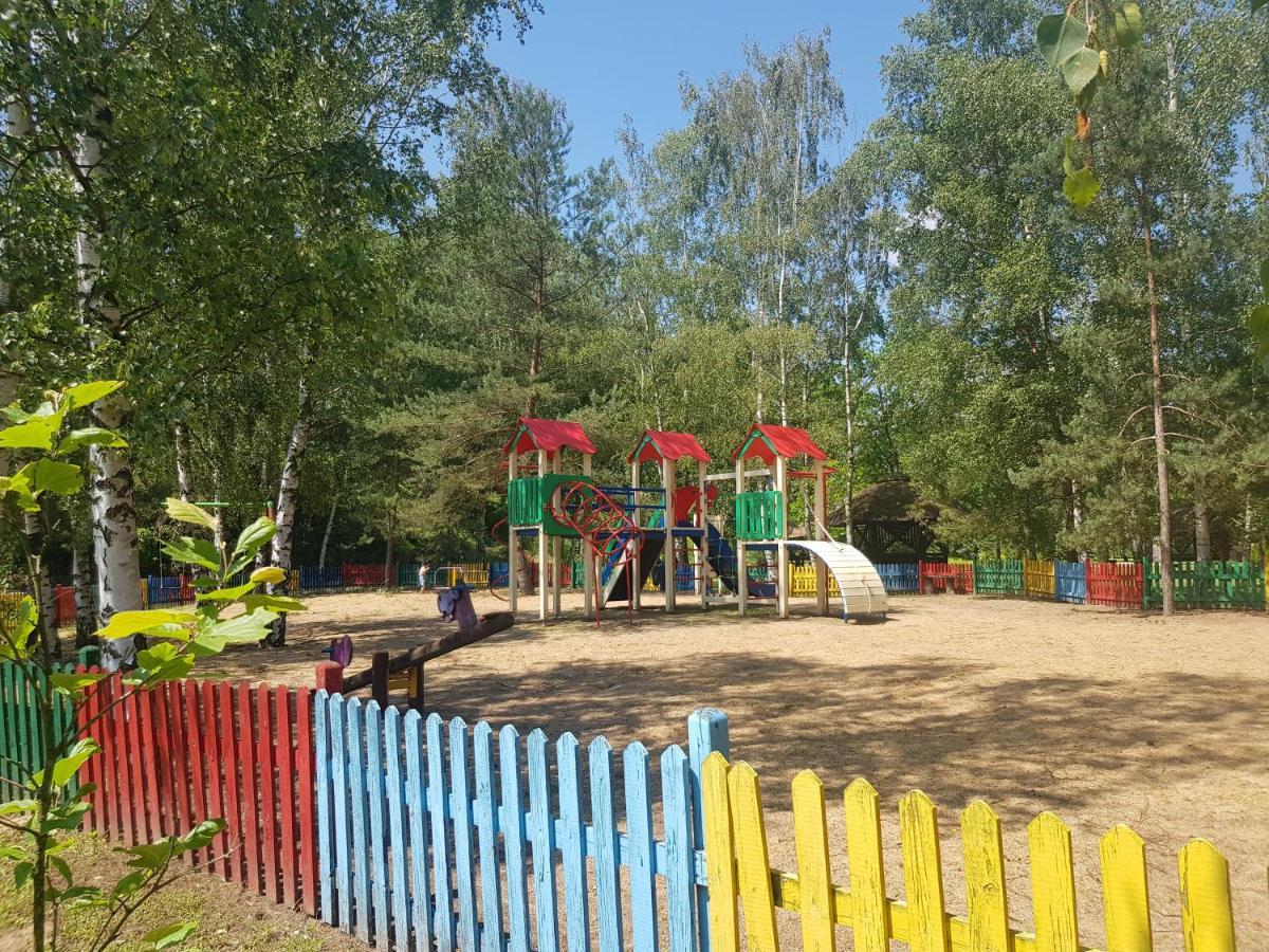 Milocin Park Centrum Wypoczynkowo-Konferencyjne Pierwoszow Экстерьер фото